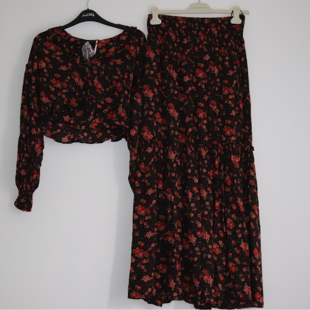NWOT Free People Secret Garden Set in Black - Picture 1 of 5